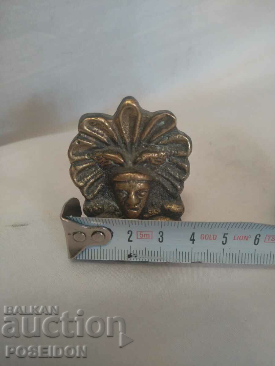 Delivery of STATUETTES, FIGURINES