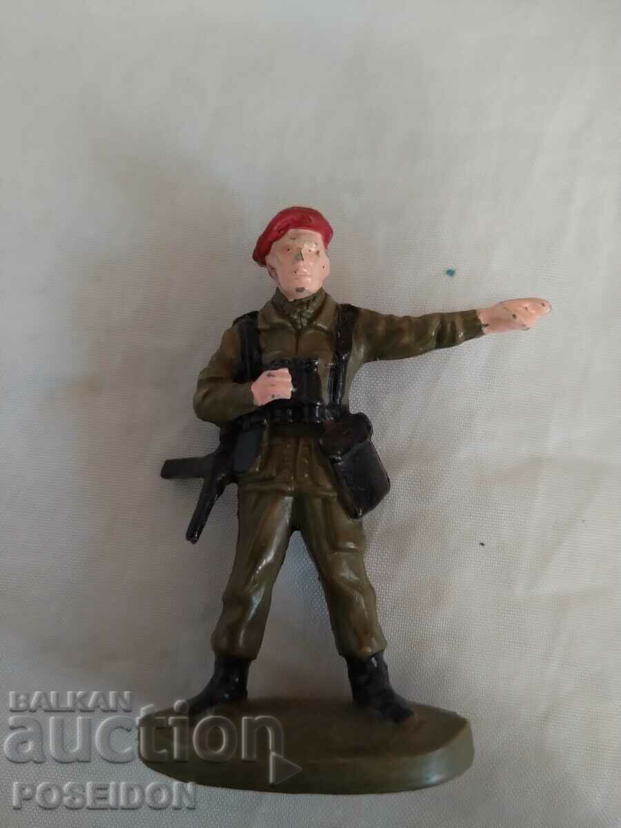 SOLDIERS - 5 SOLDIERS - 5