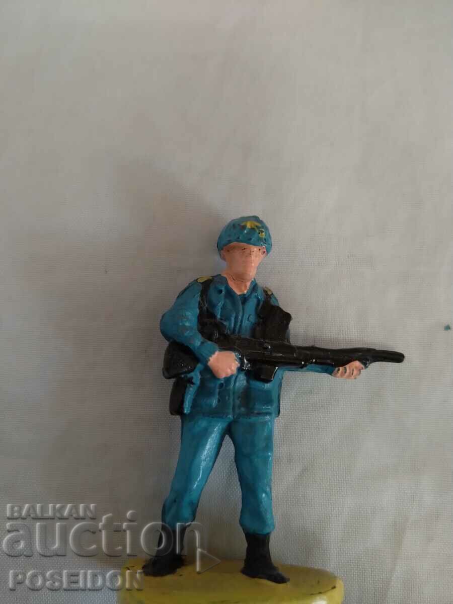 SOLDIERS - 6 SOLDIERS - 6