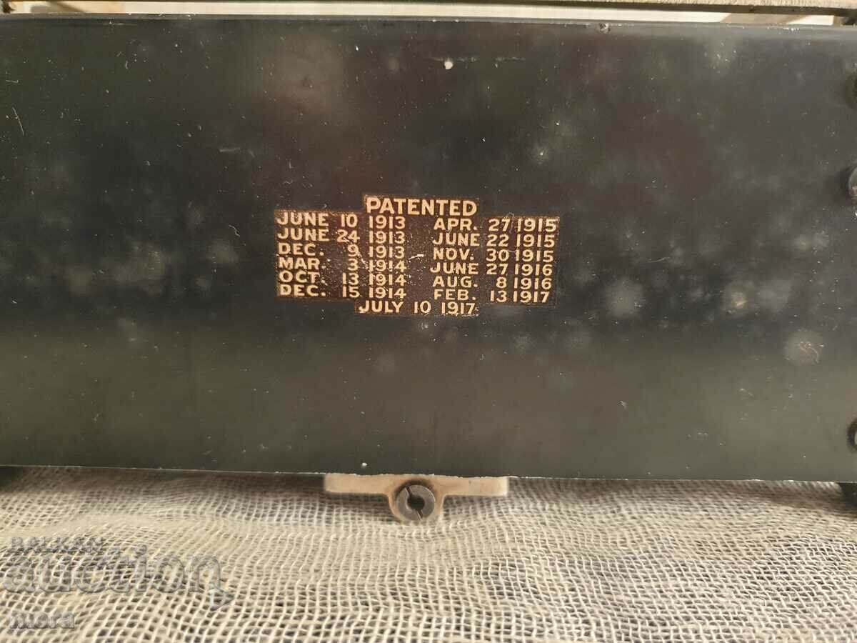 Vintage folding compact typewriter-CORONA - 7 Vintage folding compact typewriter-CORONA - 7