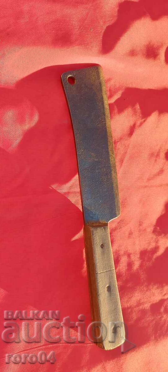 ΚΡΟΝΟΣ - ΣΦΥΡΗΤΟ - ΕΞΑΙΡΕΤΙΚΟ