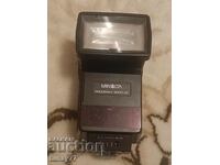 Minolta 4000AF flash for Maxxum 5000, 7000, 9 camera