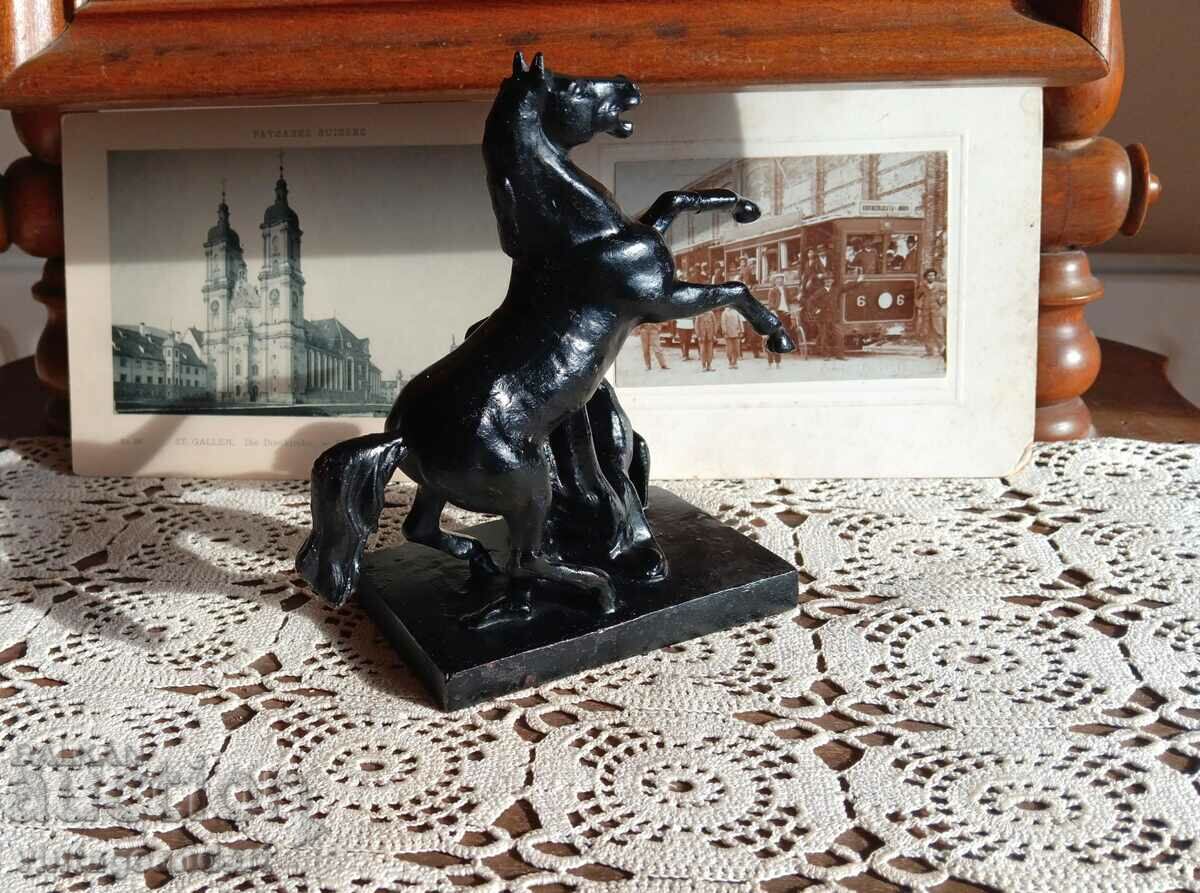 Αγαλματίδιο, φιγούρα, μεταλλικό πλαστικό, Σοβιετικό με τιμή 150.00 BGN | € 76.69