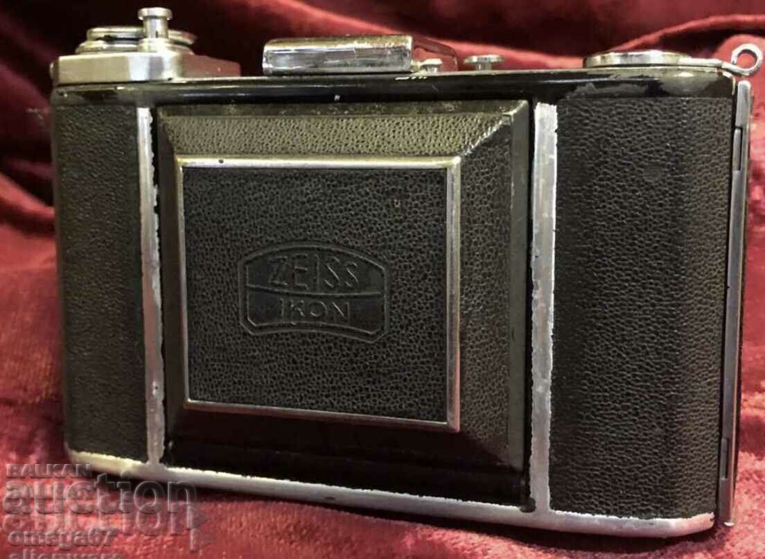 Vintage Zeiss Ikon Ikonta 521/16 camera - 6 Vintage Zeiss Ikon Ikonta 521/16 camera - 6