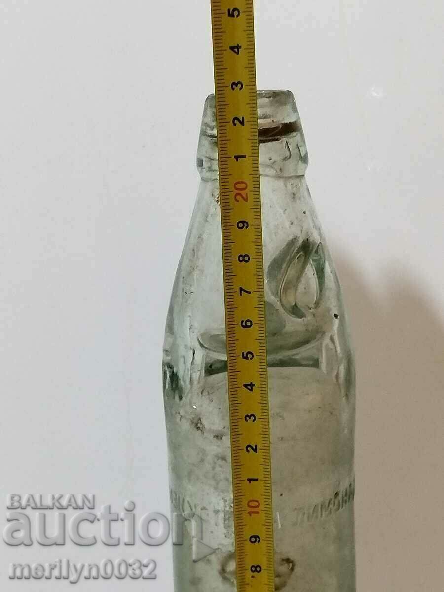 Доставка на Бутилка с топче, соденче, шише от лимонада Доставка на Бутилка с топче, соденче, шише от лимонада