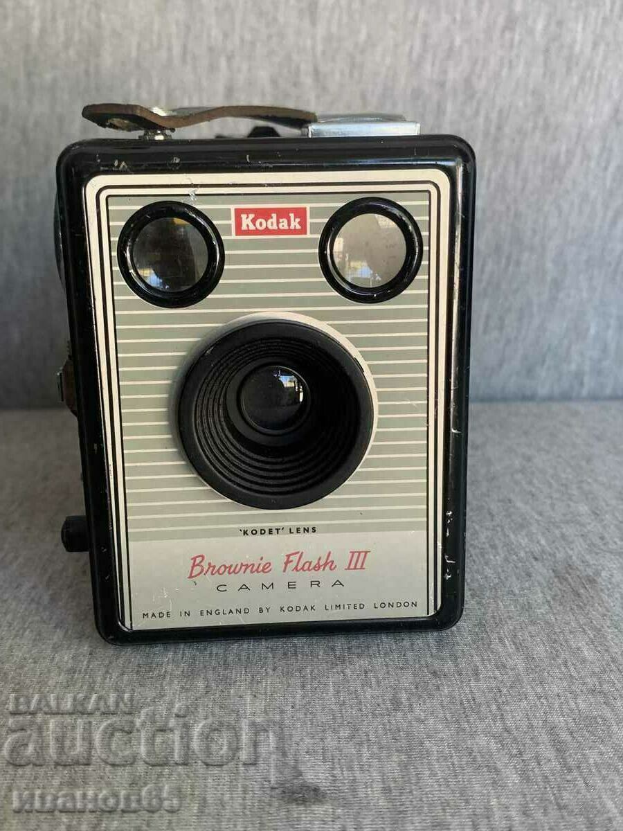 фотоапарат KODAK BROWNIE FLASH III