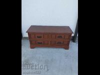 Beautiful wooden chest of drawers!