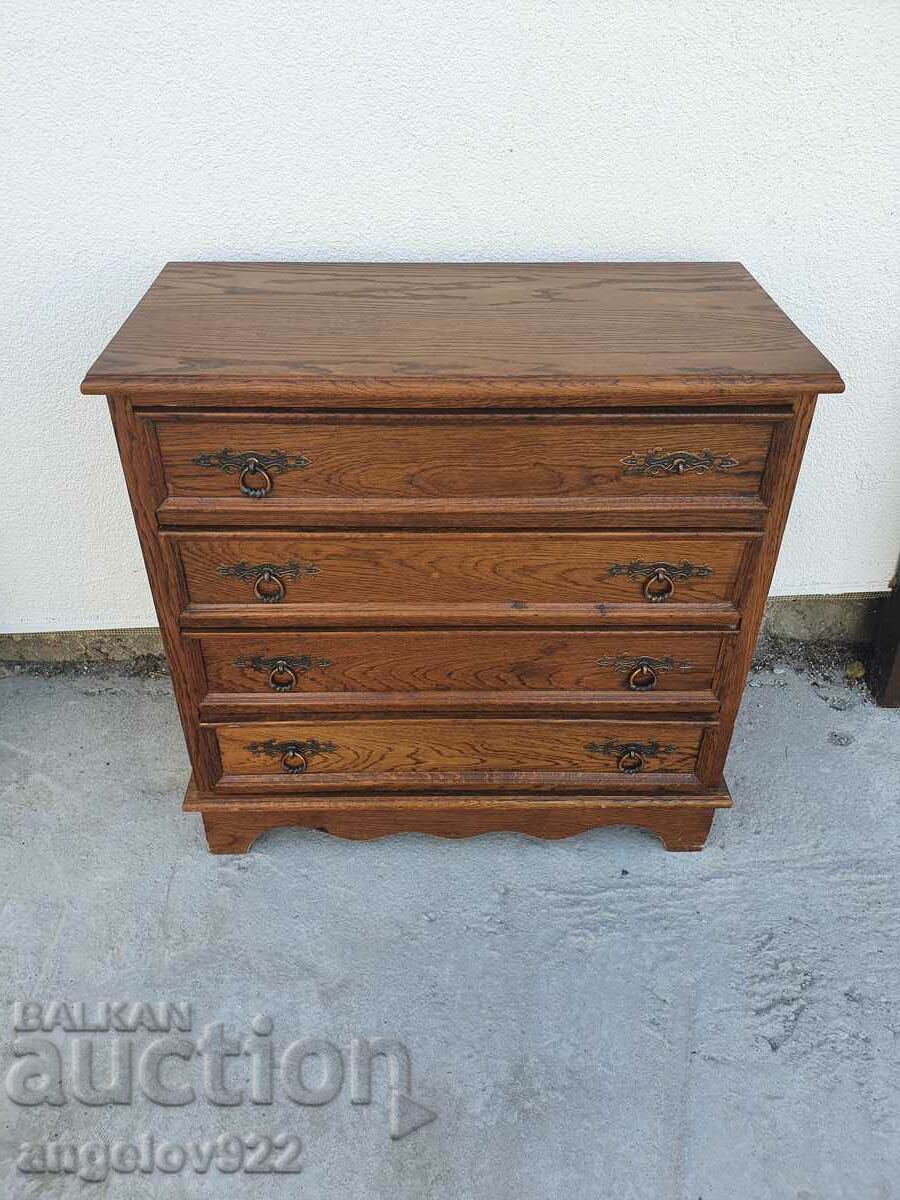 Beautiful wooden chest of drawers!