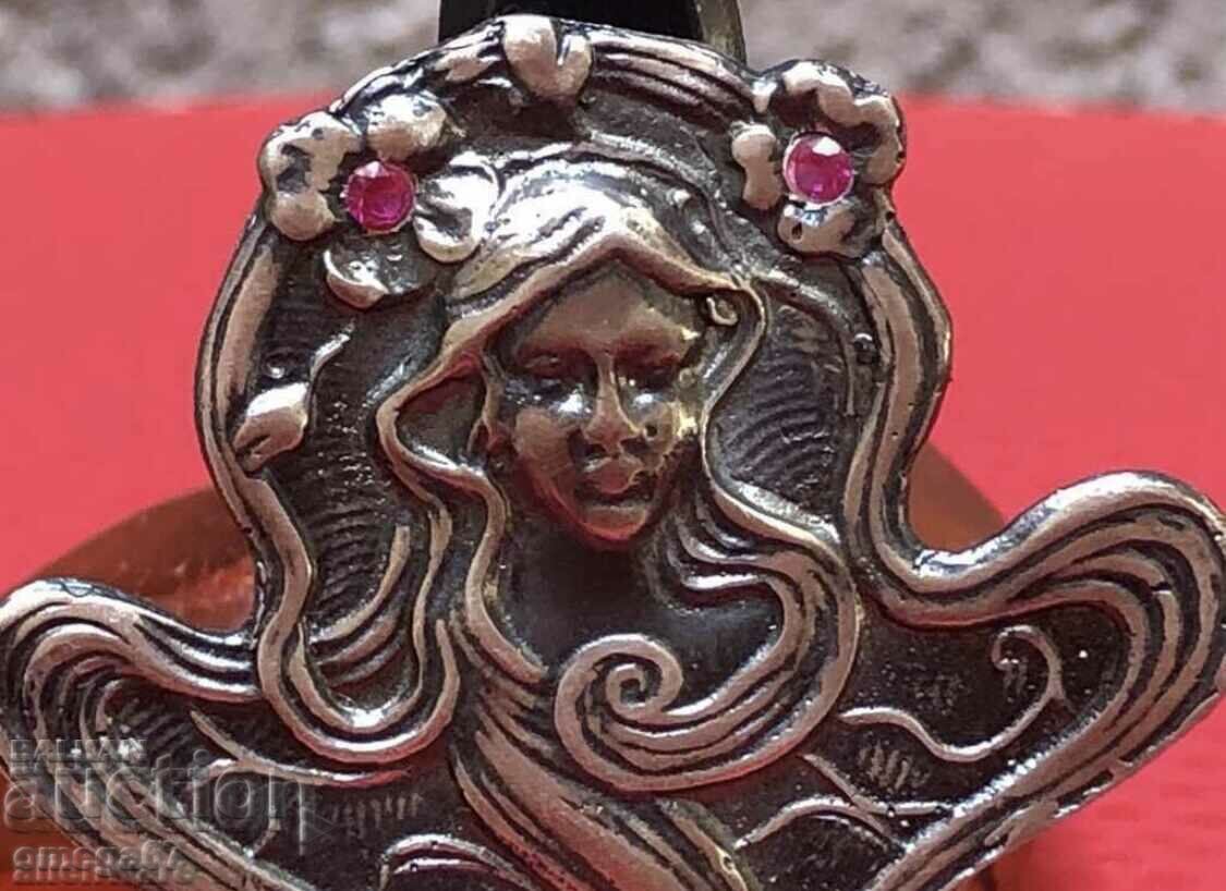 medalion argintiu stil Secession! cu preț € 70.00 | 136.91 BGN