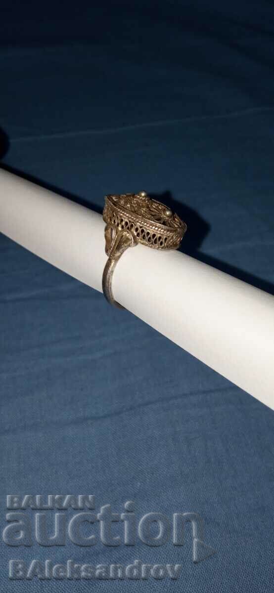 Delivery of Old filigree ladies ring Delivery of Old filigree ladies ring