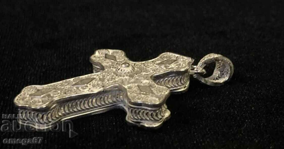 Delivery of Double sided cross filigree silver