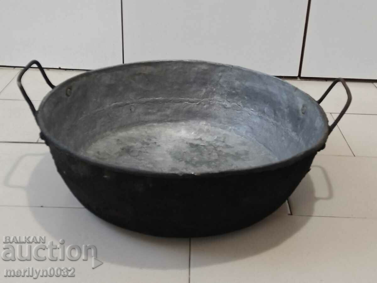 Old copper tray for lutenitsa copper casserole copper vessel with price 109.00 BGN | € 55.73 Old copper tray for lutenitsa copper casserole copper vessel with price 109.00 BGN | € 55.73