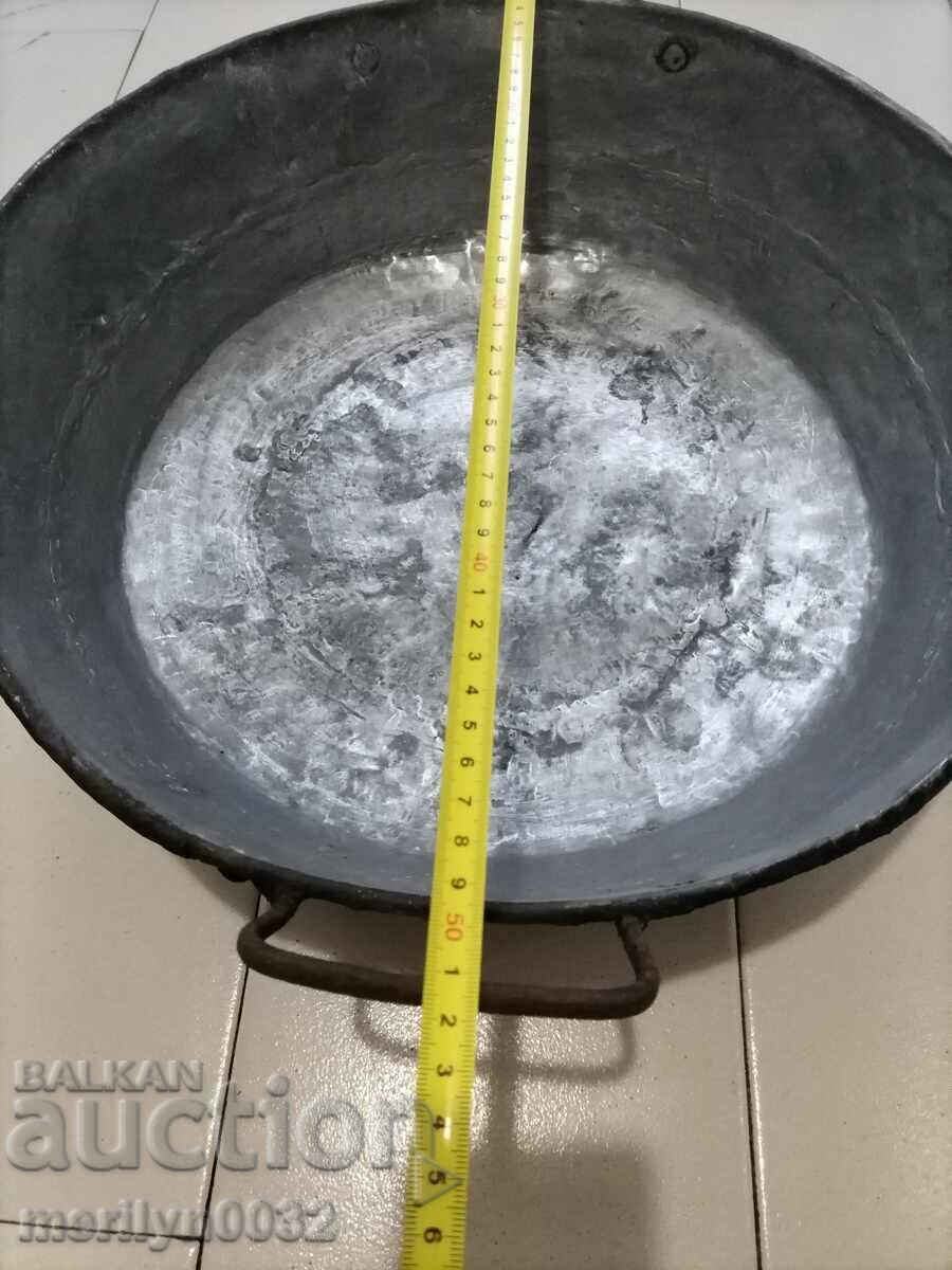 Delivery of Old copper tray for lutenitsa copper casserole copper vessel Delivery of Old copper tray for lutenitsa copper casserole copper vessel