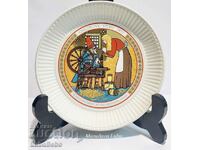 A collectible Wedgwood porcelain plate