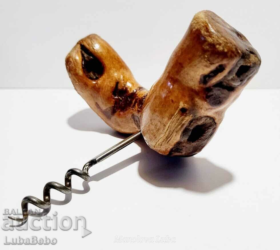 Παράδοση Γαλλικό ανοιχτήρι / τιρμπουσόν/ για μπουκάλια κρασιού. Παράδοση Γαλλικό ανοιχτήρι / τιρμπουσόν/ για μπουκάλια κρασιού.