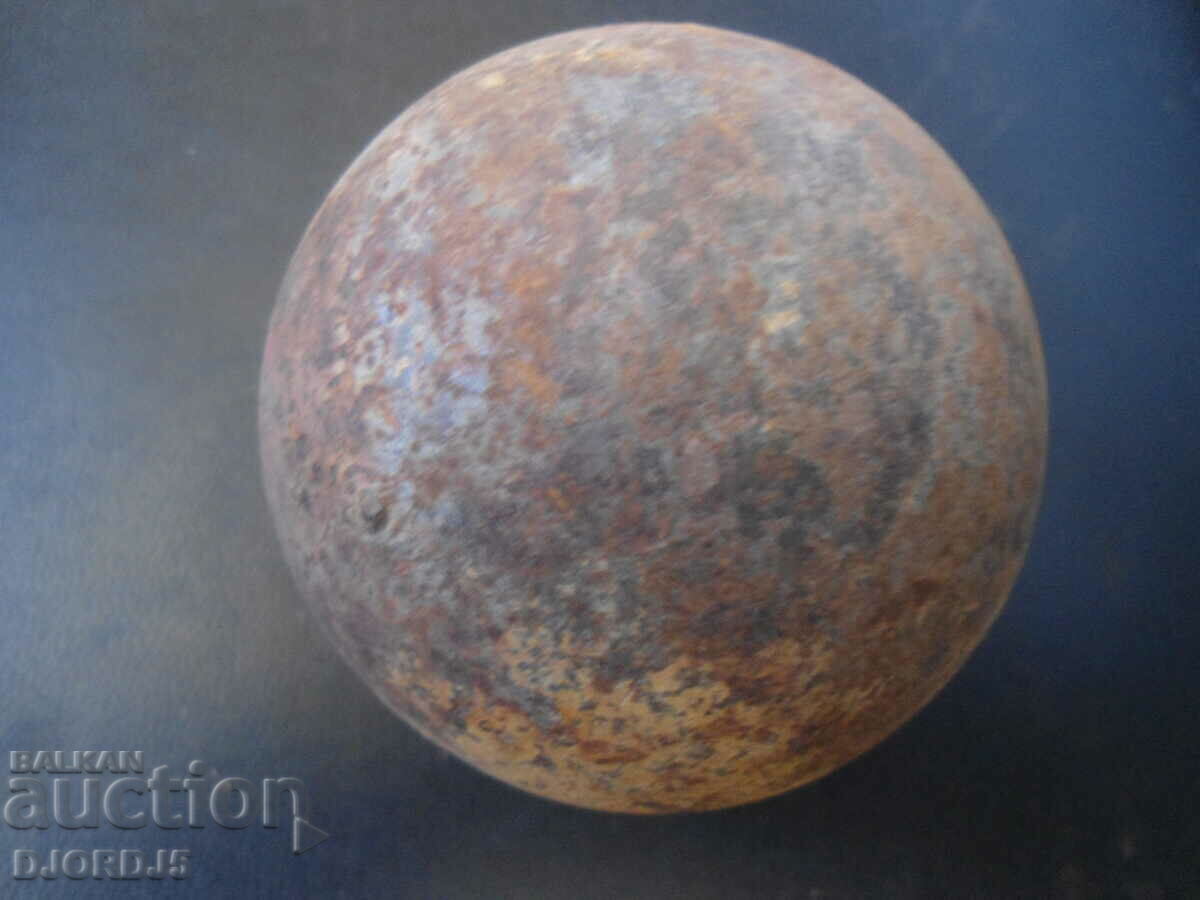 Old cannon with price 12.00 BGN | € 6.14