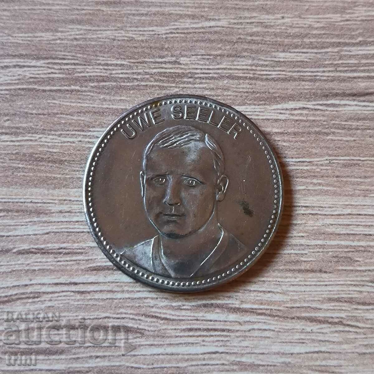 Token Shell Soccer World Cup 1970 Mexico with price 7.00 BGN | € 3.58