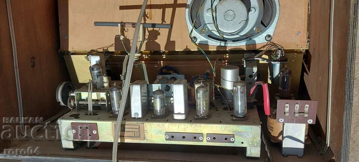 MELODY 2 - EXCELLENT CONDITION - 6 MELODY 2 - EXCELLENT CONDITION - 6