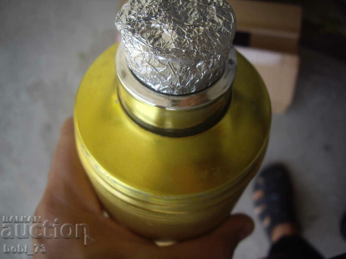 Auction Old preserved thermos. Auction Old preserved thermos.