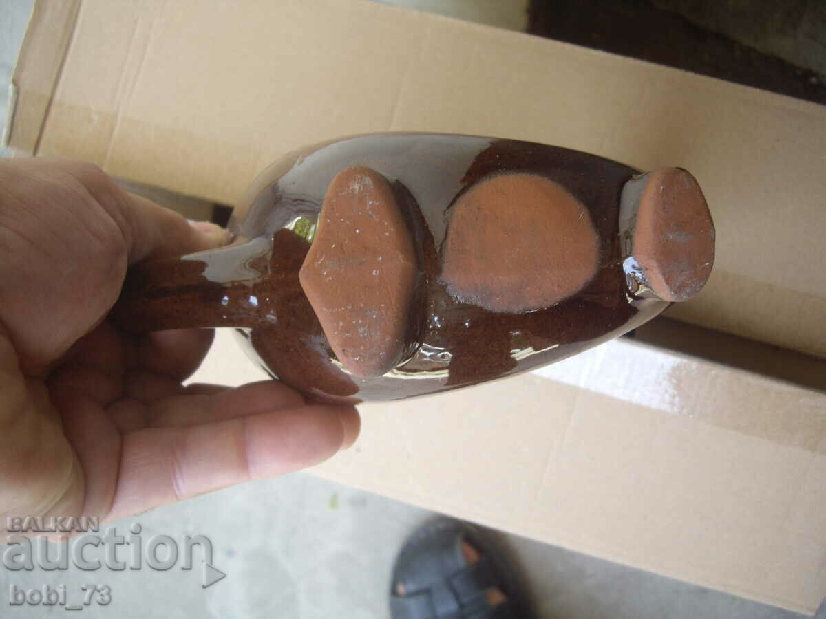 Delivery of An interesting old ceramic pot.. Delivery of An interesting old ceramic pot..