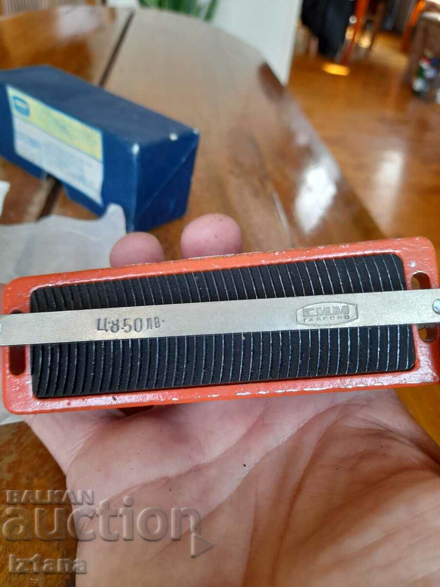 Auction Old device for sharpening ski edges Auction Old device for sharpening ski edges