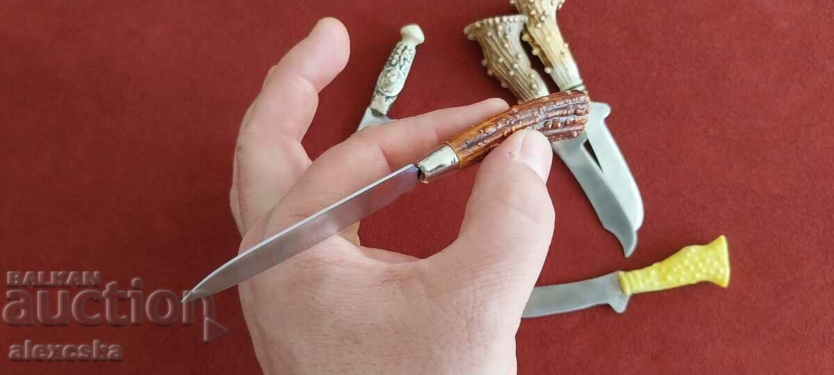 A collection of small knives - 5 A collection of small knives - 5