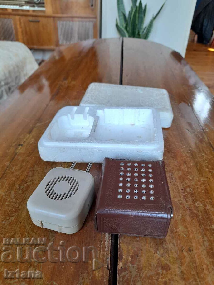 Radio vechi, radio Cosmos-M cu preț 110.00 BGN | € 56.24