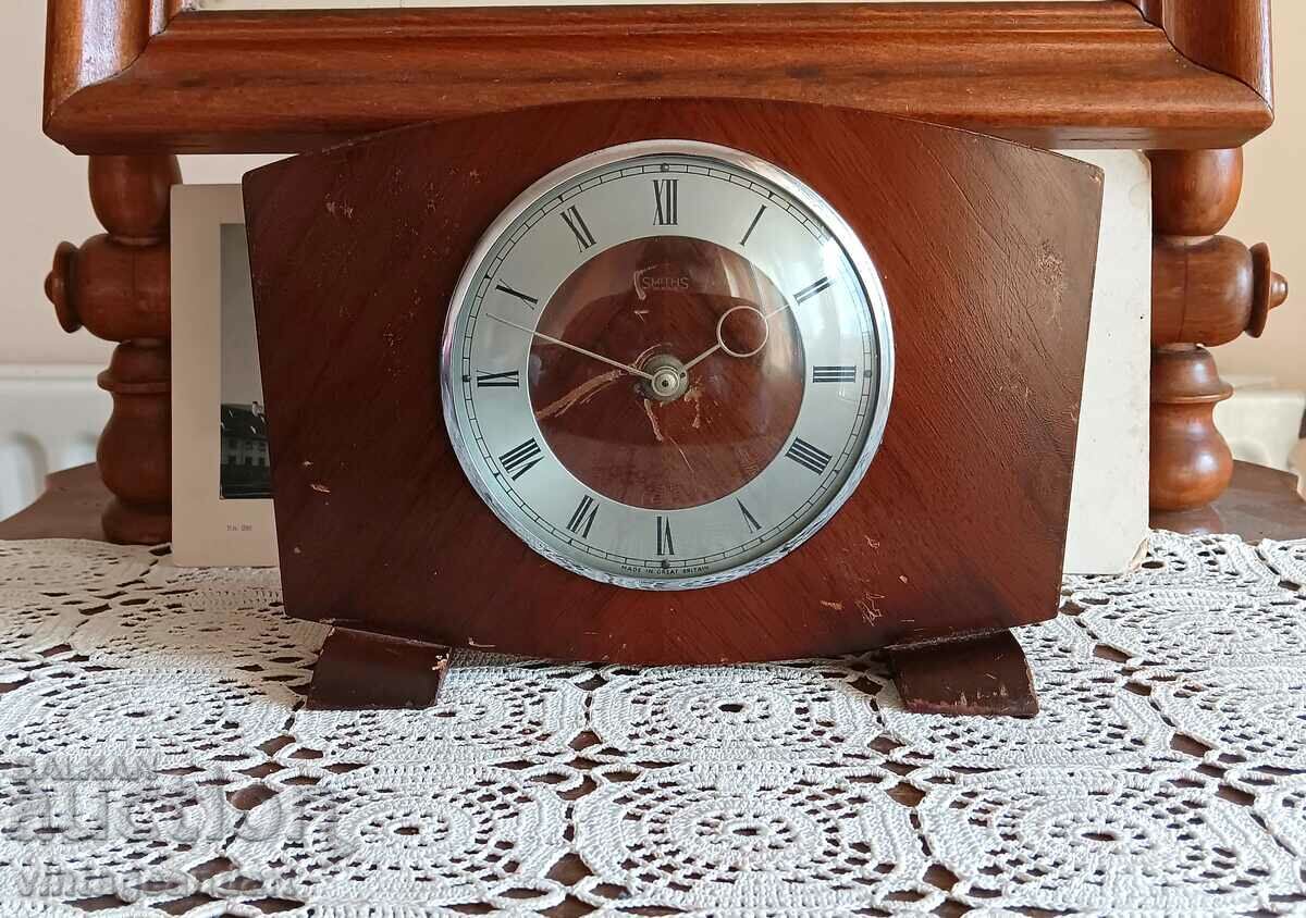 Smiths England mantel clock works