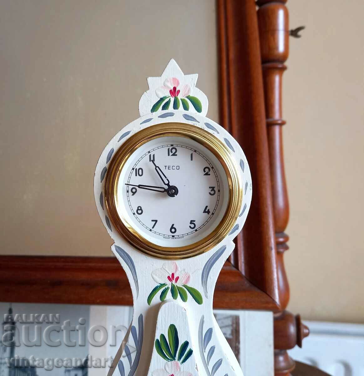 Auction Teco mantel clock, Scandinavia, works Auction Teco mantel clock, Scandinavia, works