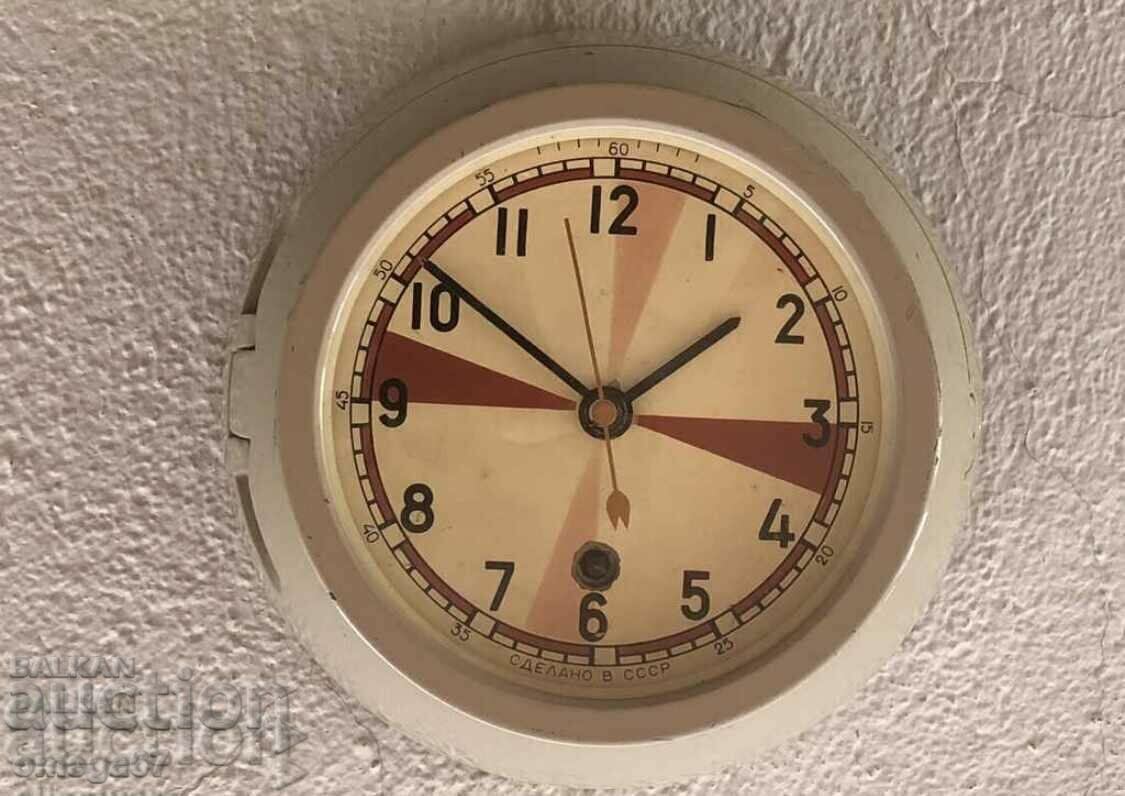 Ceas militar - Air Force - N 9912 din 1976. - 7