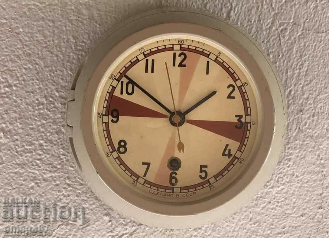 Ceas militar - Air Force - N 9912 din 1976.