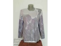 Women's blouse in pale purple tones, size M