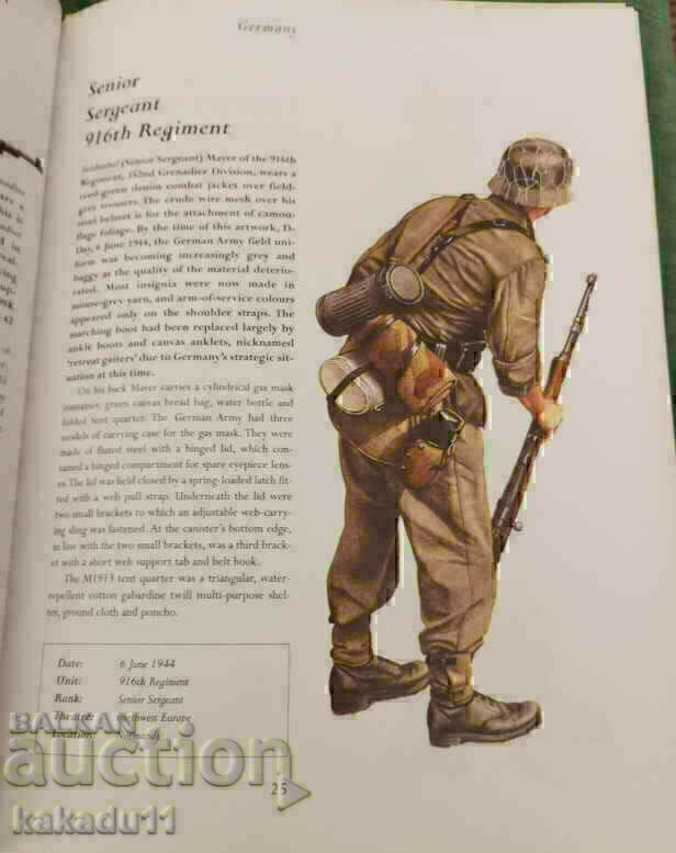 WW II Book World War II Uniforms P. Darman - 6 WW II Book World War II Uniforms P. Darman - 6