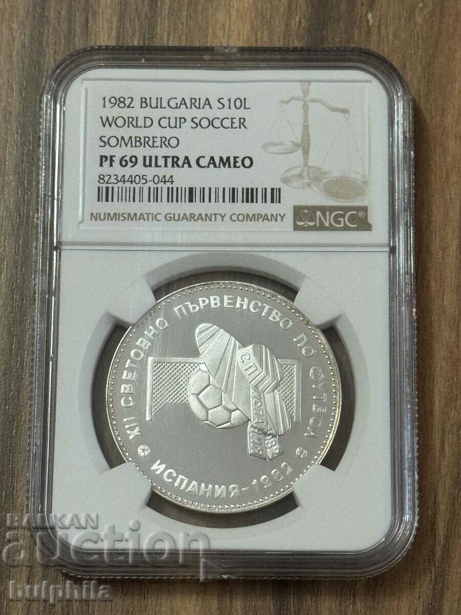 BGN 10 Spain 1982 sombrero. NGC 69 UC.