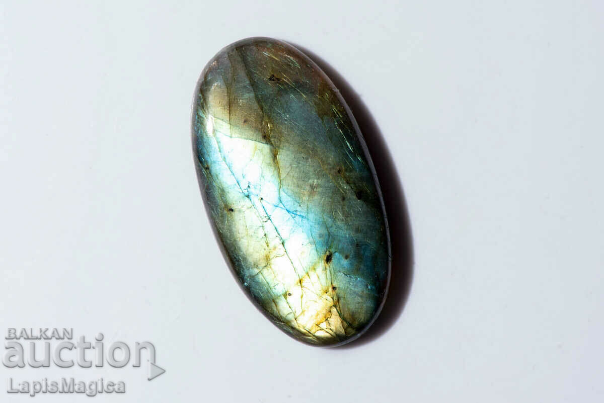 Labradorite 77,6ct Oval Cabochon #25