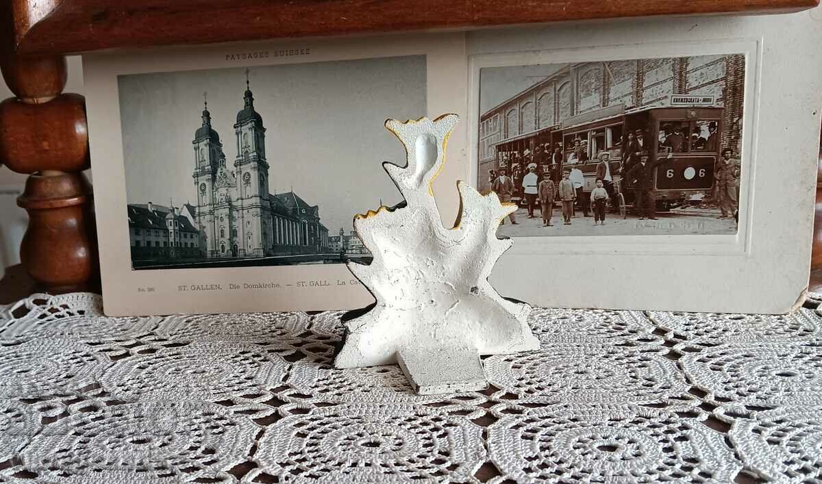 Delivery of Antique England Cast Iron Door Stopper Delivery of Antique England Cast Iron Door Stopper