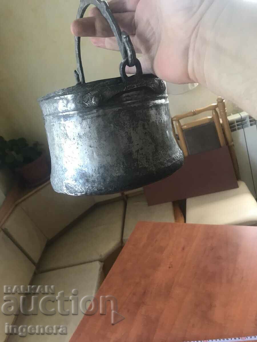 Auction  COTTLE CAUTLE MENCHE COPPER HONEY ANTIQUE RITUAL VESSEL LITTLE