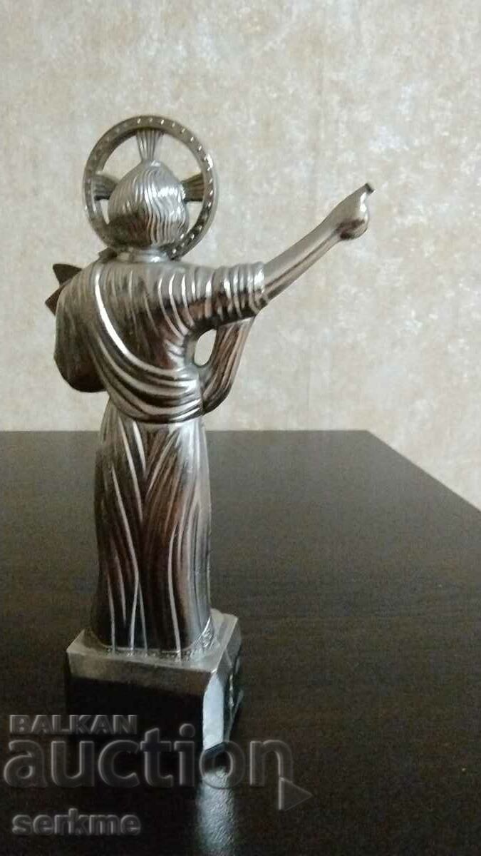 Δημοπρασία Μεταλλική φιγούρα Δημοπρασία Μεταλλική φιγούρα