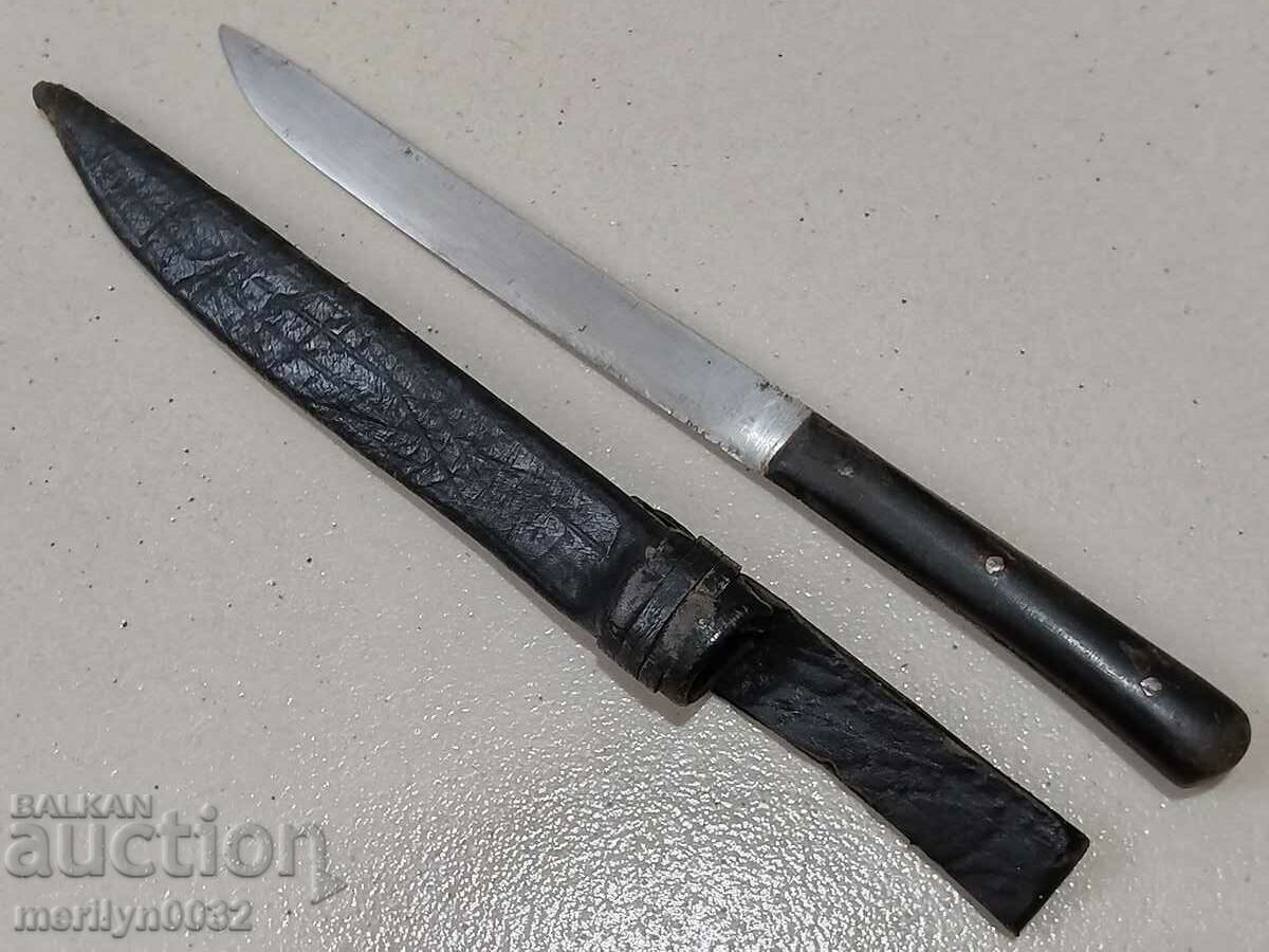 Delivery of Old shepherd's knife knife with kaniya karakulak kireni from horn Delivery of Old shepherd's knife knife with kaniya karakulak kireni from horn