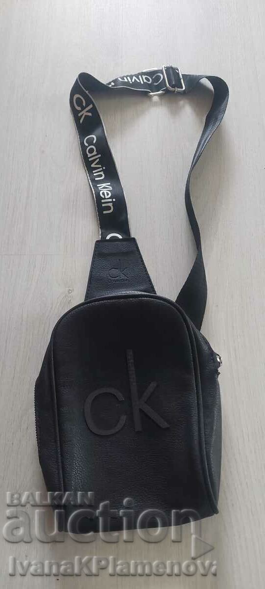 Чантичка дамска отлична Чантичка дамска отлична