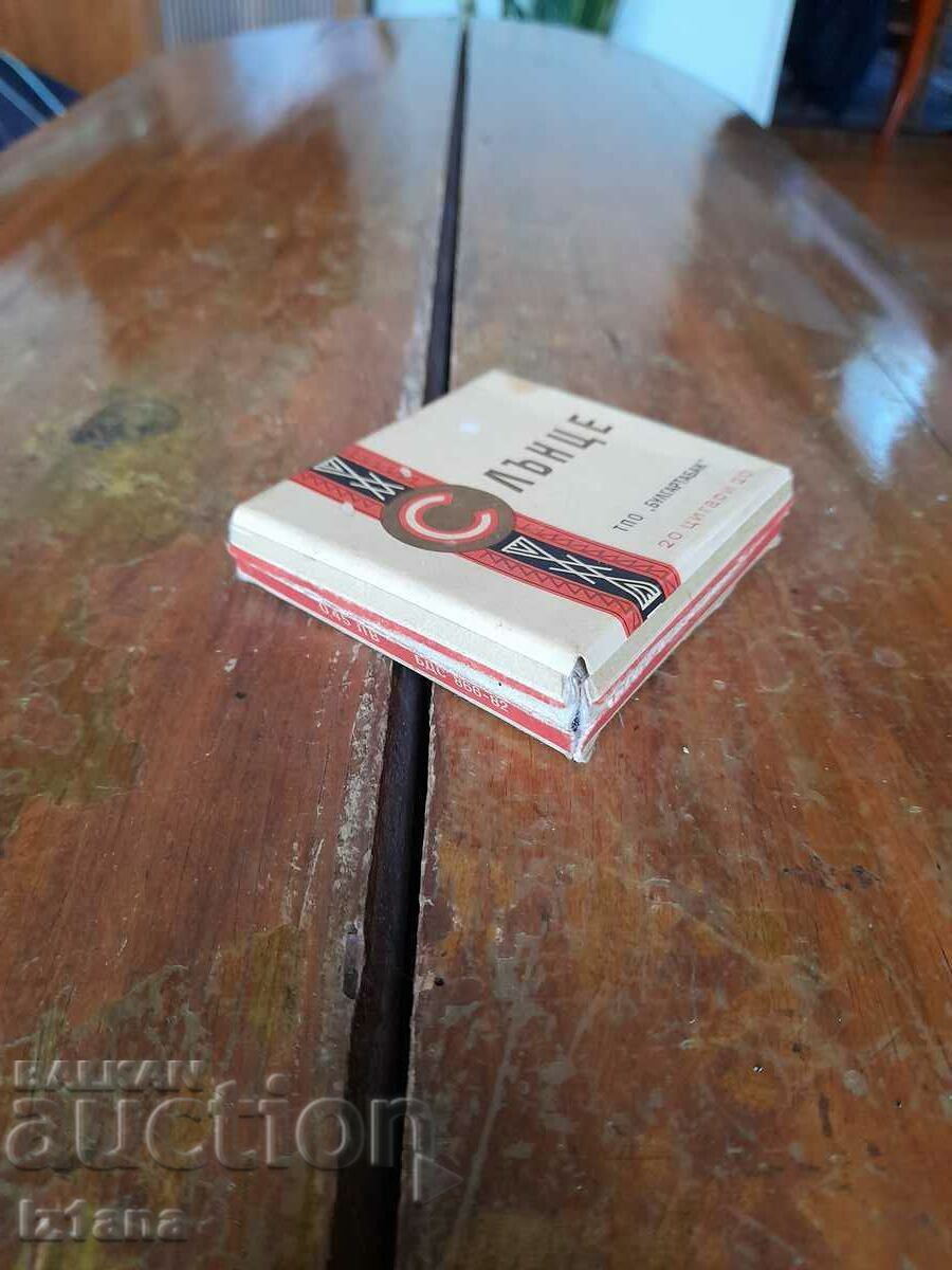 Old cigarettes Sun with price 105.00 BGN | € 53.69 Old cigarettes Sun with price 105.00 BGN | € 53.69