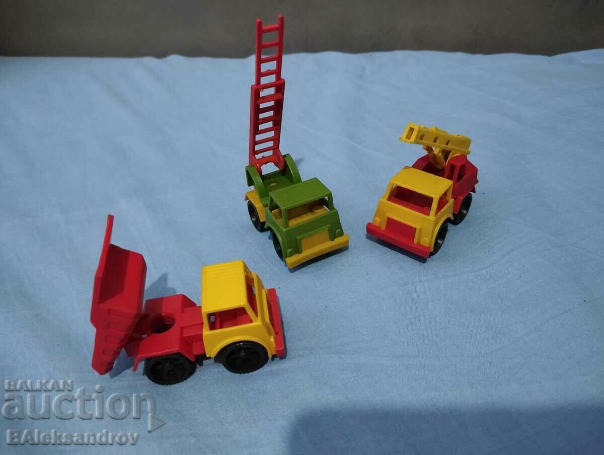 Auction  Lot of old bg. toys