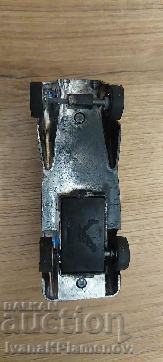 Trolley with a mechanism - 6