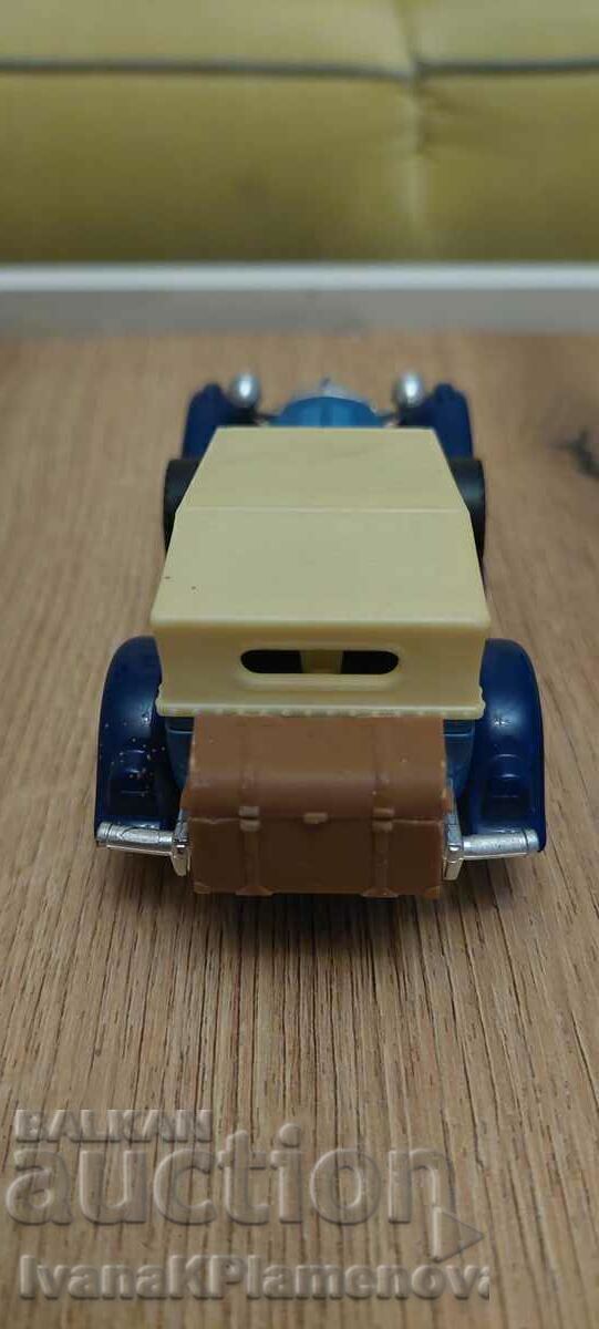 Delivery of Metal cart from France for collectors, excellent condition