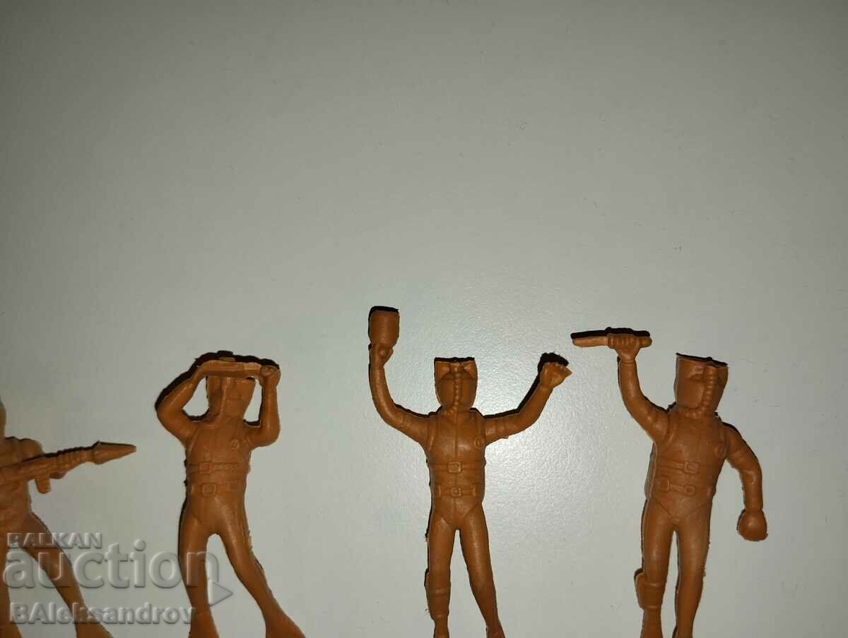 Lot of divers - 6 Lot of divers - 6