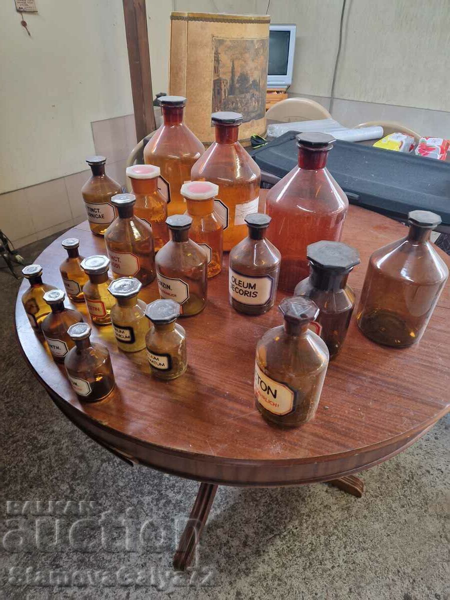 Μεγάλα μπουκάλια παλαιών φαρμακείων - 5 Μεγάλα μπουκάλια παλαιών φαρμακείων - 5