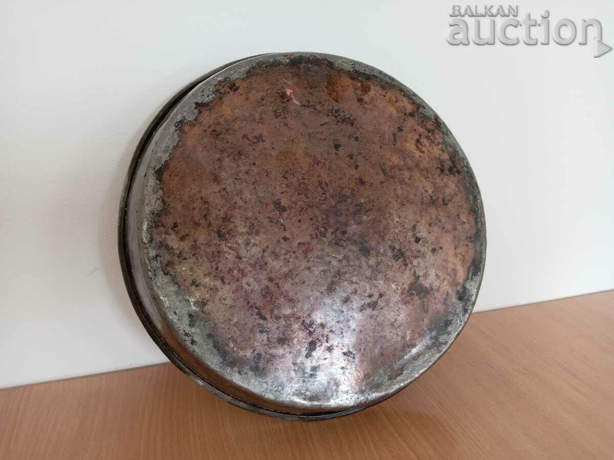 Delivery of antique handmade copper forged pastry tray Delivery of antique handmade copper forged pastry tray