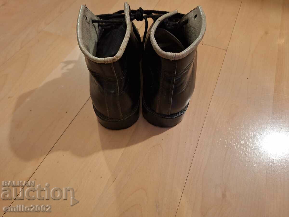 Hiking shoes Pioneer retro social 40 number - 5