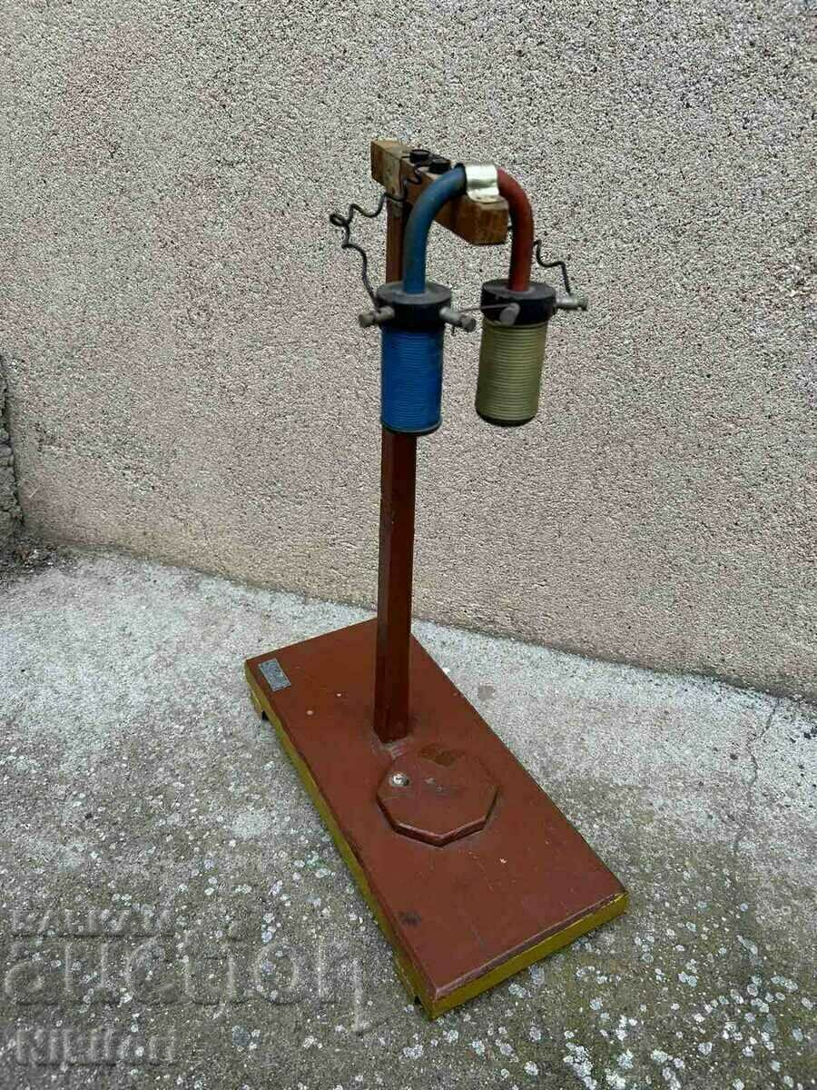 Livrarea Model de predare în fizică UCHTEHPROM Livrarea Model de predare în fizică UCHTEHPROM