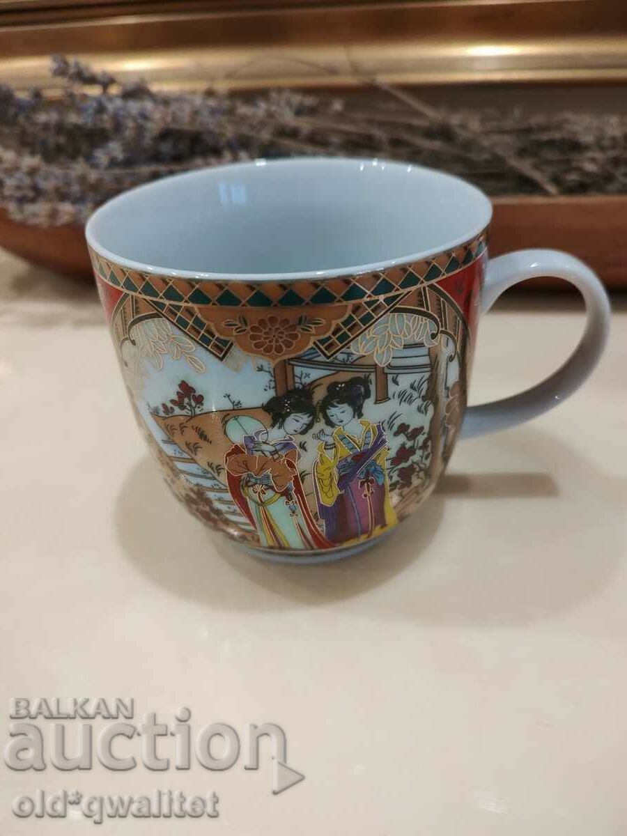 Porcelain cup, tea, luxury, very beautiful, mark